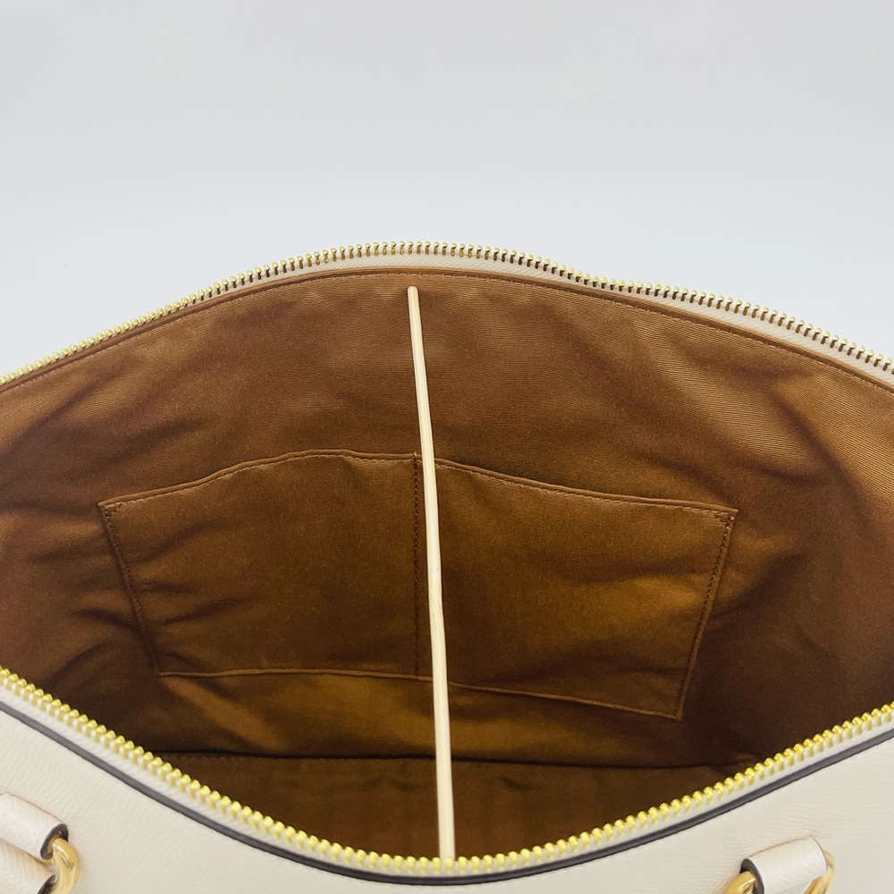 Coach Gallery Tote Bag - Picture 8 of 9